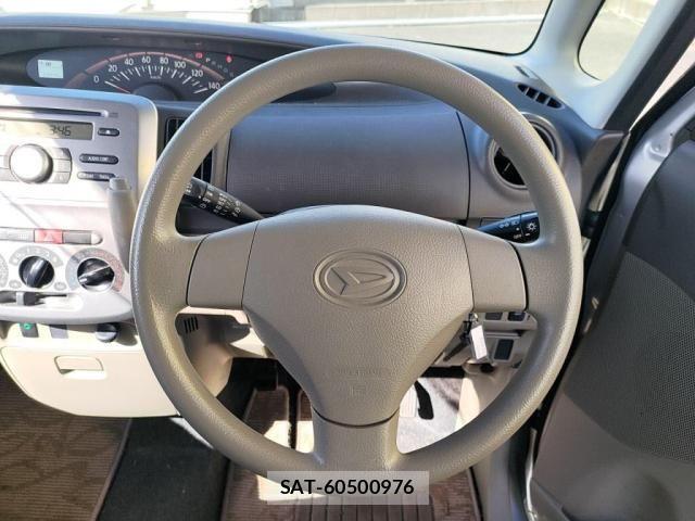 Daihatsu TANTO 2013-07 8355727-19