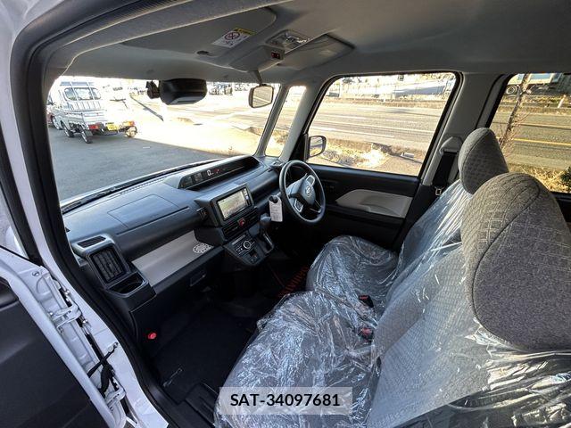 Daihatsu TANTO 2026-05 8355716-18