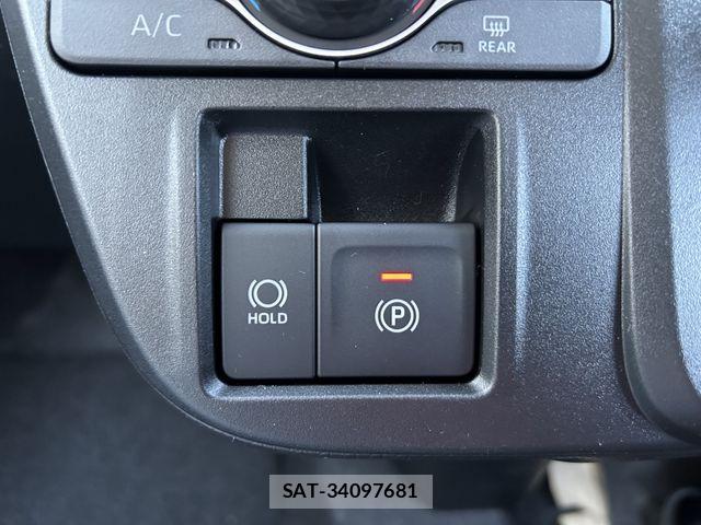 Daihatsu TANTO 2026-05 8355716-25