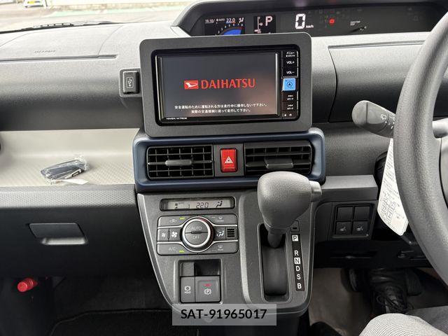 Daihatsu TANTO 2026-03 8355718-23