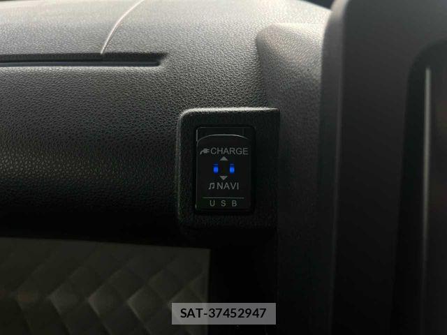 Daihatsu TANTO 2021-09 8369198-13