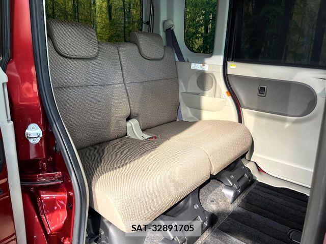 Daihatsu TANTO 2018-09 8369228-8