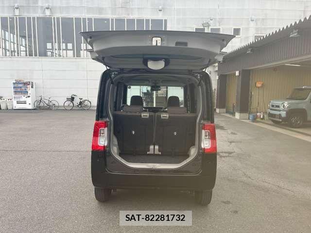 Daihatsu TANTO 2019-02 8369229-19