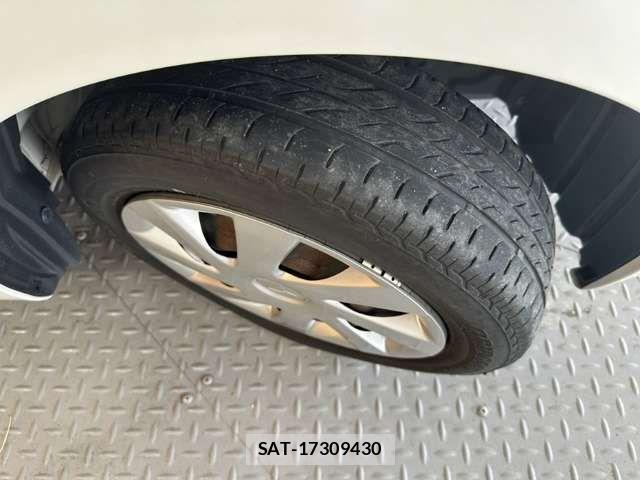 Daihatsu TANTO 2019-02 8369212-13