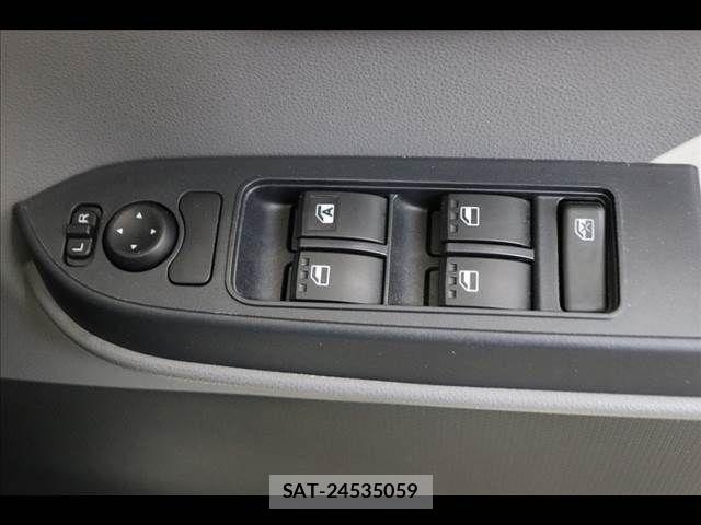Daihatsu TANTO 2021-03 8369224-6