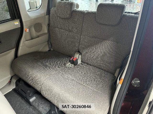Daihatsu TANTO 2017-01 8369223-12