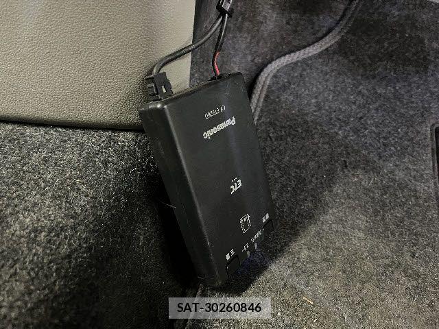 Daihatsu TANTO 2017-01 8369223-15
