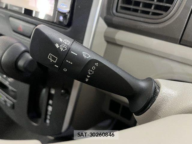 Daihatsu TANTO 2017-01 8369223-17