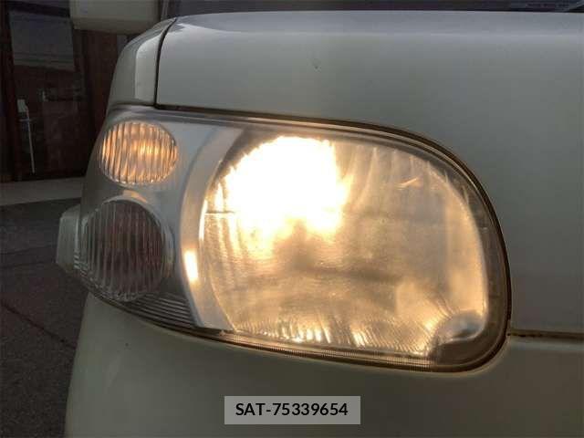Daihatsu TANTO 2011-05 8369250-11