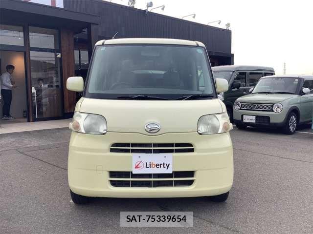 Daihatsu TANTO 2011-05 8369250-7