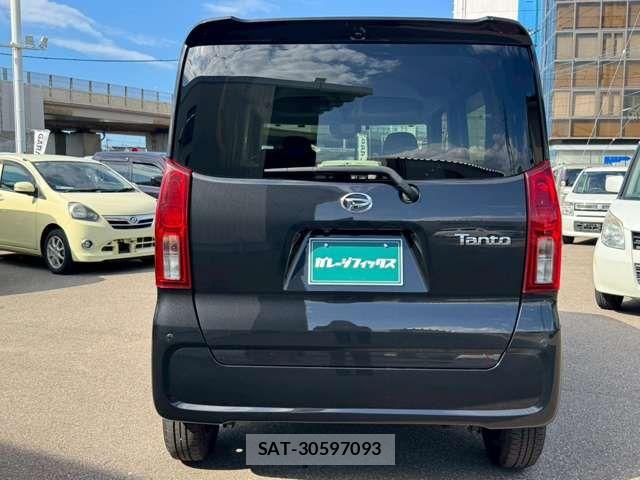 Daihatsu TANTO 2022-05 8369199-7