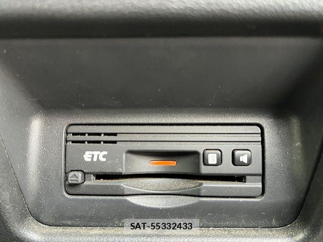 Daihatsu TANTO 2017-11 8369263-15