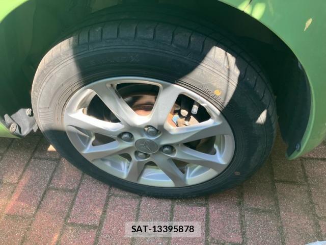 Daihatsu TANTO 2010-11 8369255-6