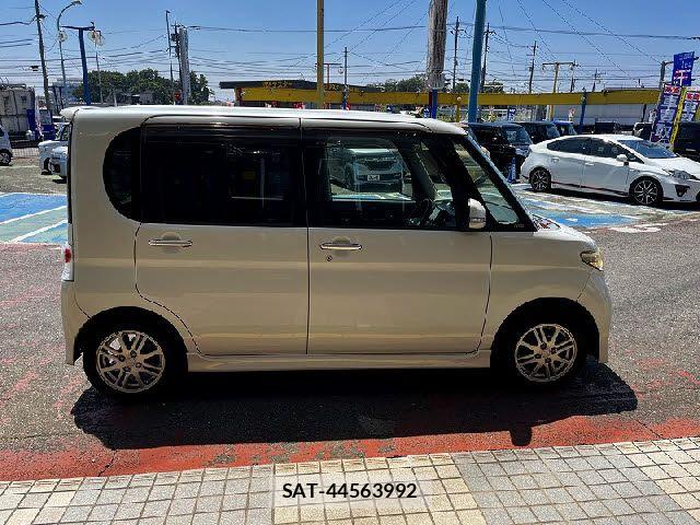 Daihatsu TANTO 2009-01 8369264-14