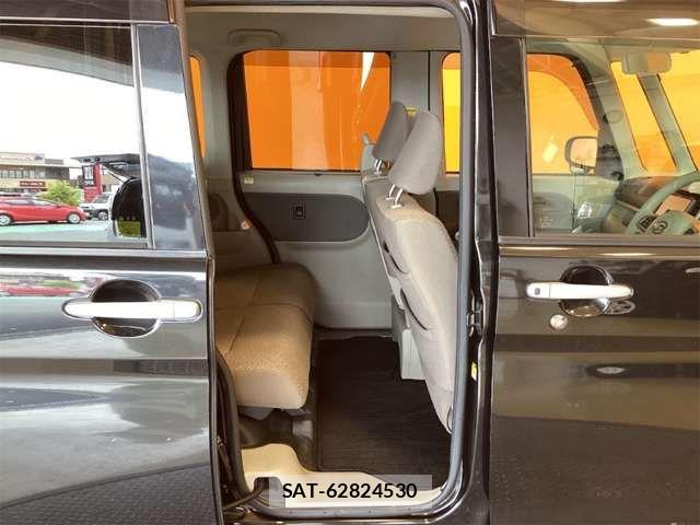 Daihatsu TANTO 2017-06 8369222-19