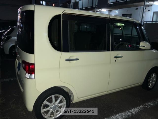 Daihatsu TANTO 2010-12 8369249-9