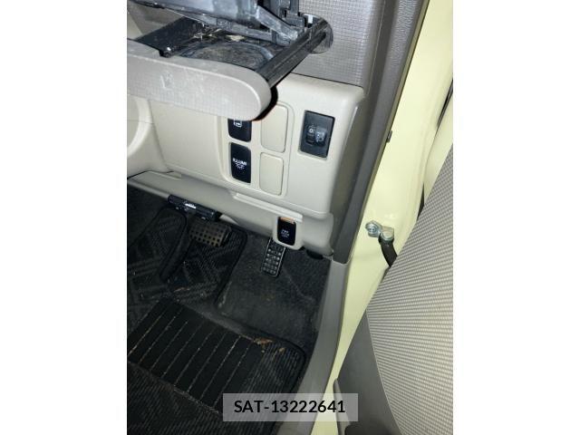 Daihatsu TANTO 2010-12 8369249-13