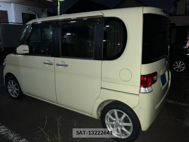 Daihatsu TANTO 2010-12 8369249-1