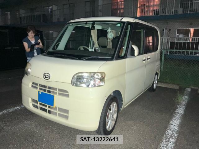 Daihatsu TANTO 2010-12 8369249-4