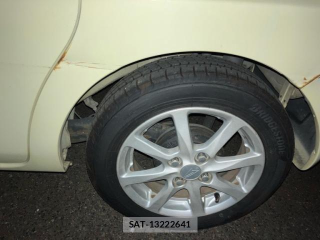Daihatsu TANTO 2010-12 8369249-6