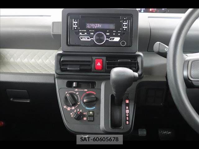 Daihatsu TANTO 2021-03 8369220-29