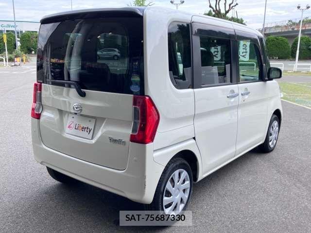 Daihatsu TANTO 2017-11 8369217-8