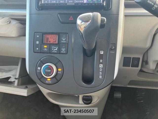 Daihatsu TANTO 2014-10 8369247-7