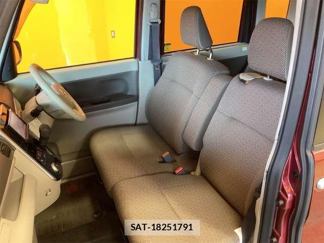 Daihatsu TANTO 2019-03 8369227-3