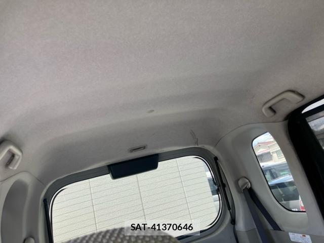 Daihatsu TANTO 2015-09 8369246-13