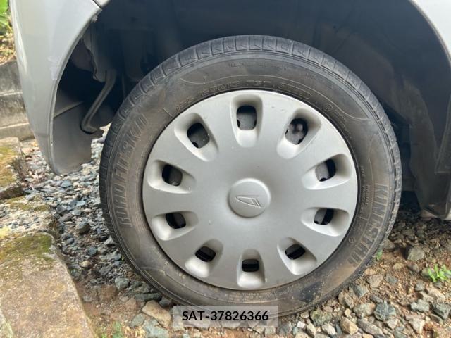 Daihatsu TANTO 2007-09 8369253-5