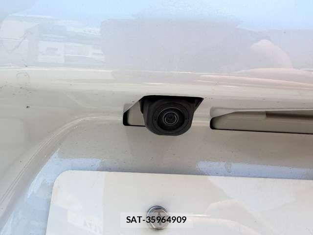 Daihatsu TANTO 2025-04 8369188-19