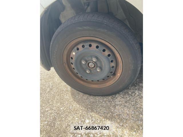 Daihatsu TANTO 2010-06 8369256-11