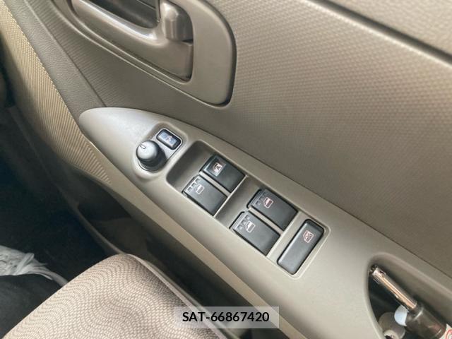 Daihatsu TANTO 2010-06 8369256-23