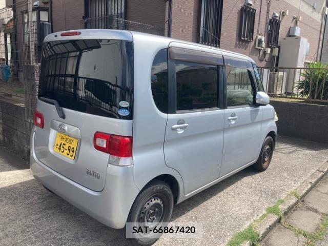 Daihatsu TANTO 2010-06 8369256-5
