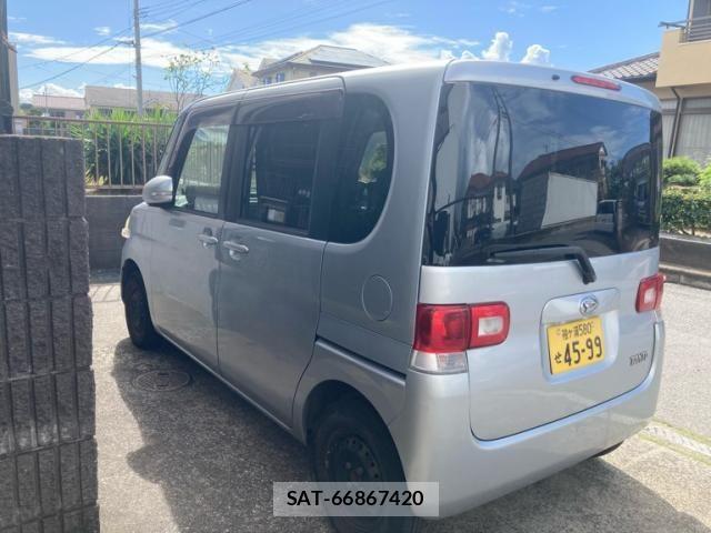 Daihatsu TANTO 2010-06 8369256-6