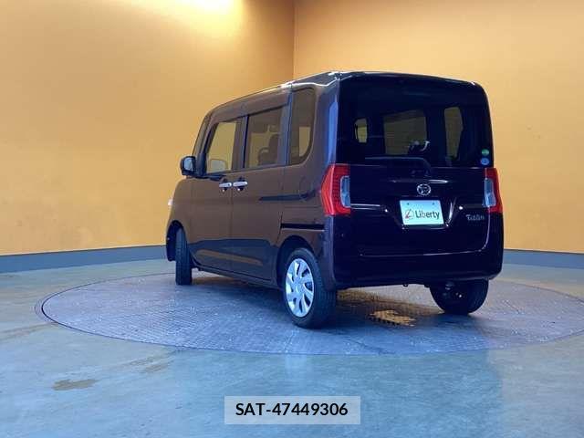 Daihatsu TANTO 2017-12 8369211-7