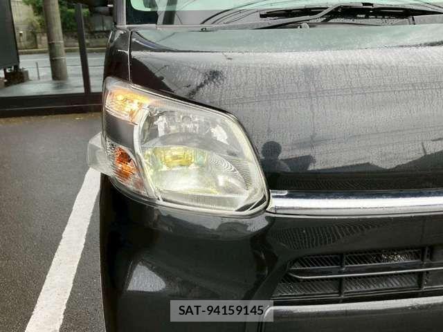 Daihatsu TANTO 2018-05 8369200-6