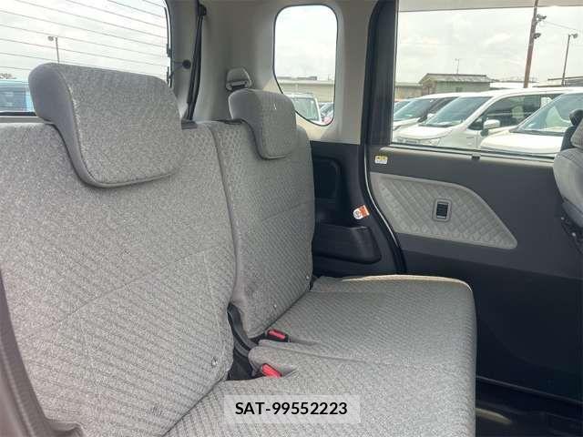 Daihatsu TANTO 2020-10 8369205-17