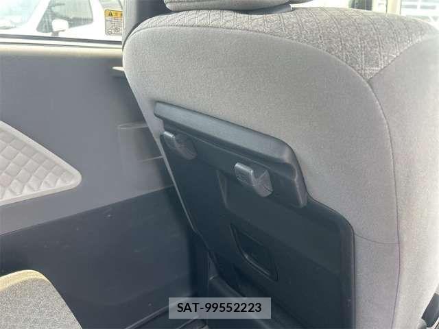 Daihatsu TANTO 2020-10 8369205-19