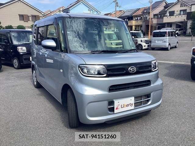 Daihatsu TANTO 2022-01 8369201-7