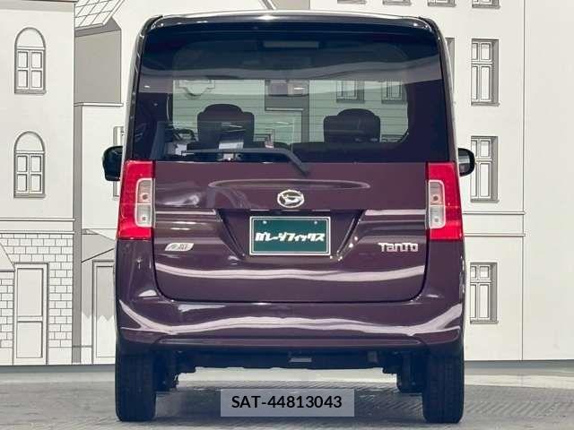 Daihatsu TANTO 2014-04 8369245-6
