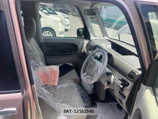 Daihatsu TANTO 2014-10 8369240-16