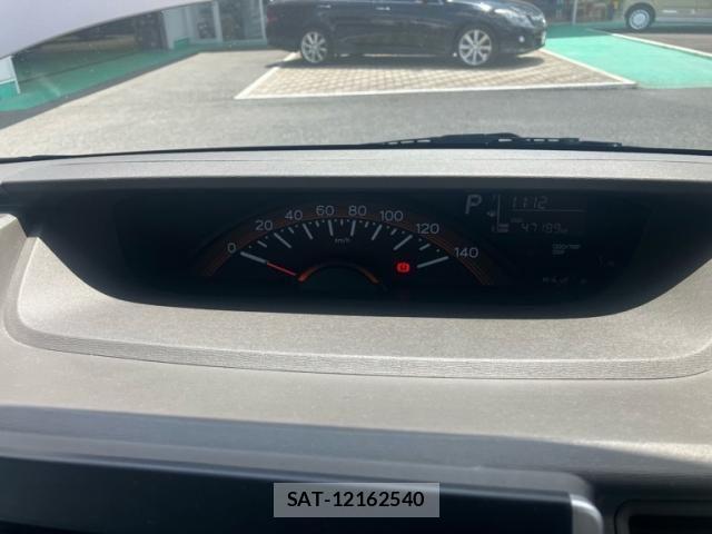 Daihatsu TANTO 2014-10 8369240-21