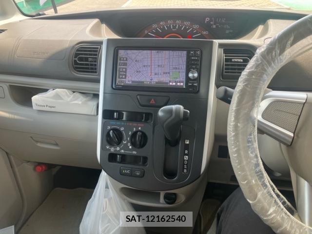 Daihatsu TANTO 2014-10 8369240-22