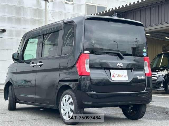 Daihatsu TANTO 2017-10 8369235-11