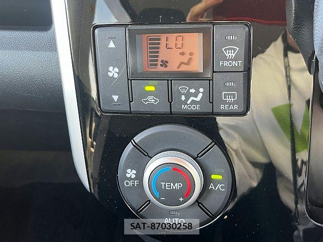 Daihatsu TANTO 2017-09 8369261-14