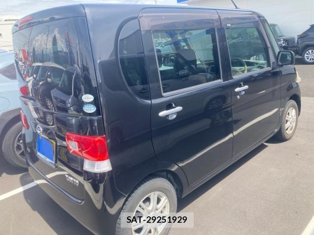 Daihatsu TANTO 2011-12 8369251-4