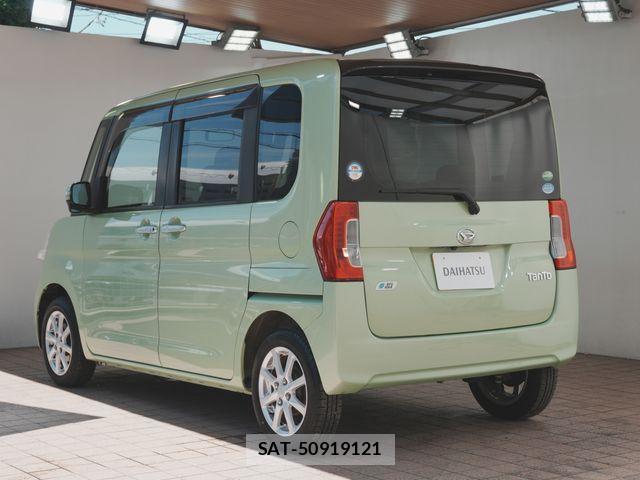 Daihatsu TANTO 2014-09 8369234-14