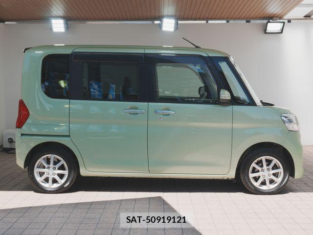 Daihatsu TANTO 2014-09 8369234-16