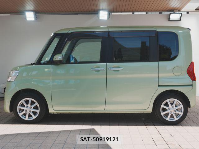 Daihatsu TANTO 2014-09 8369234-17